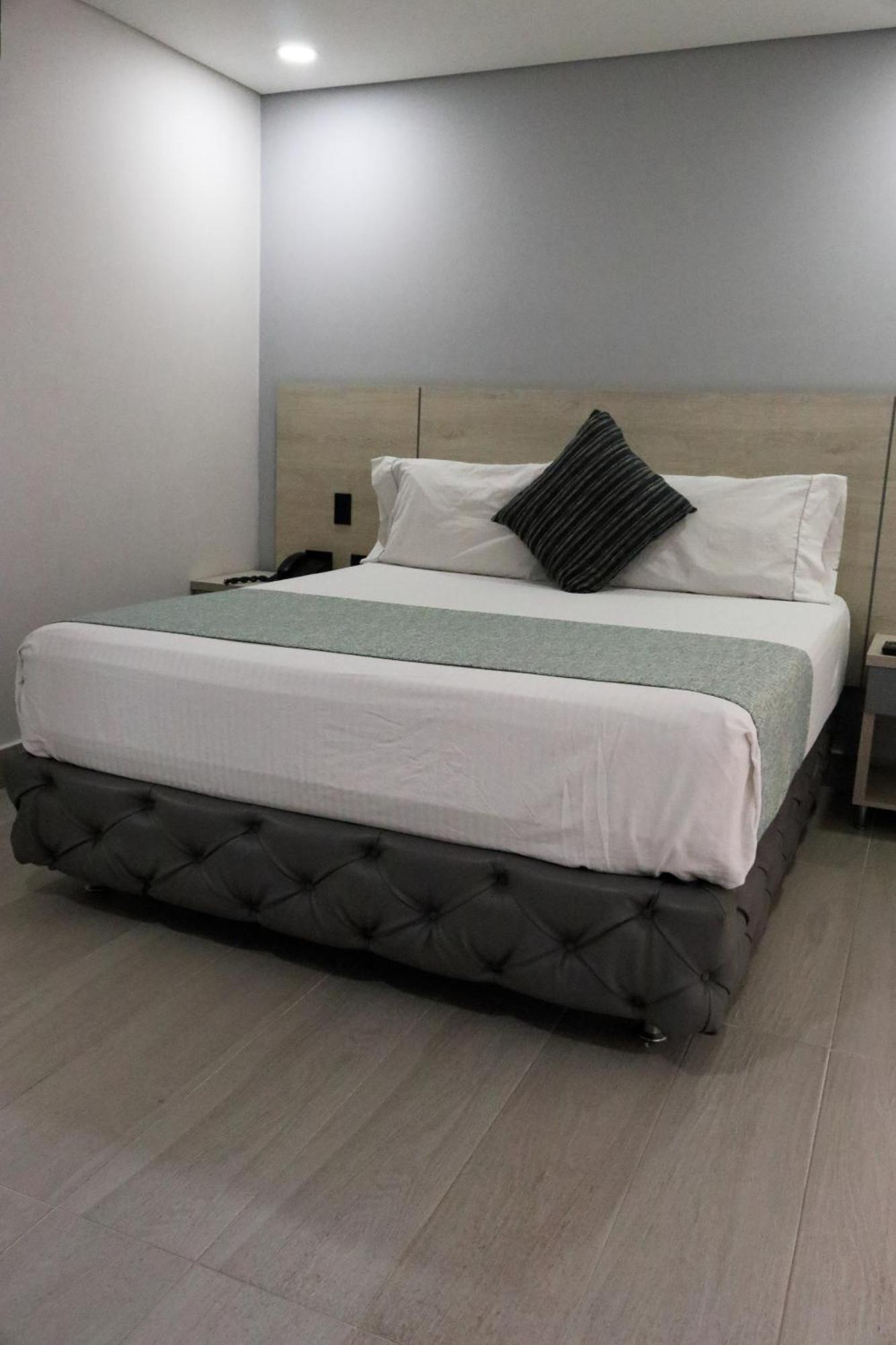 Hotel Loup 메딜린 외부 사진