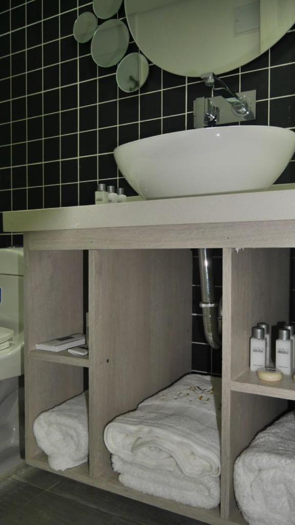 Hotel Loup 메딜린 외부 사진