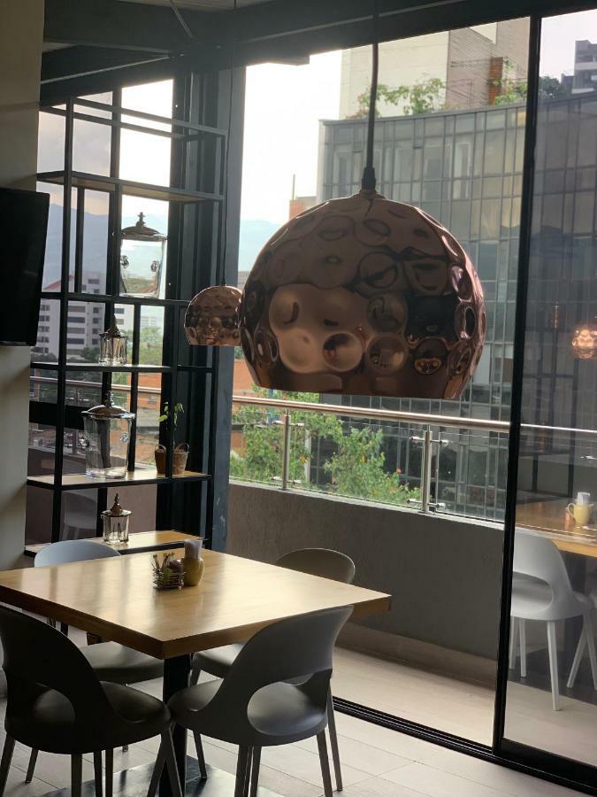 Hotel Loup 메딜린 외부 사진